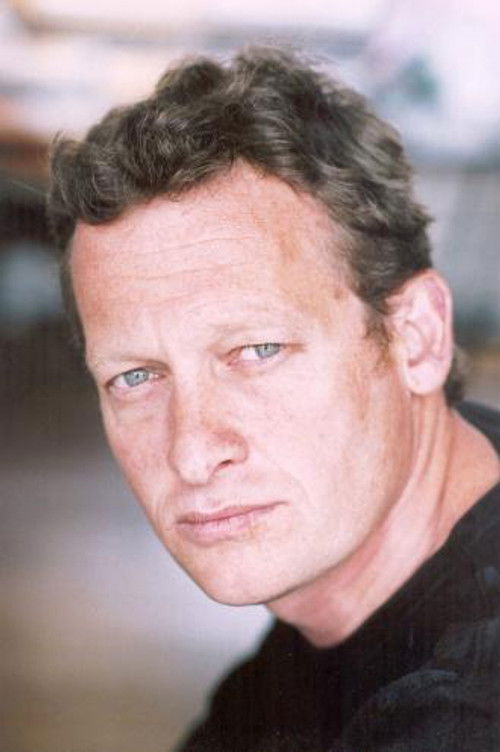 Alexandre Le Provost as Captain Foretz