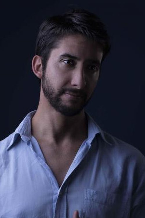 Laurent Guiot as Carlo