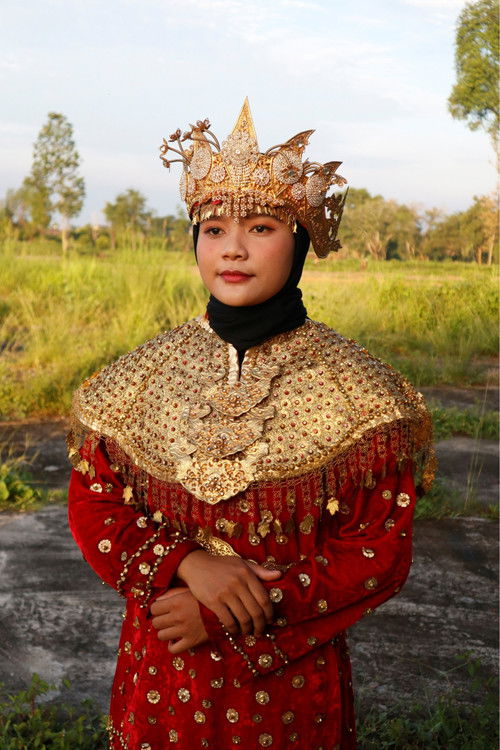 Anastasya as Siti Rahah