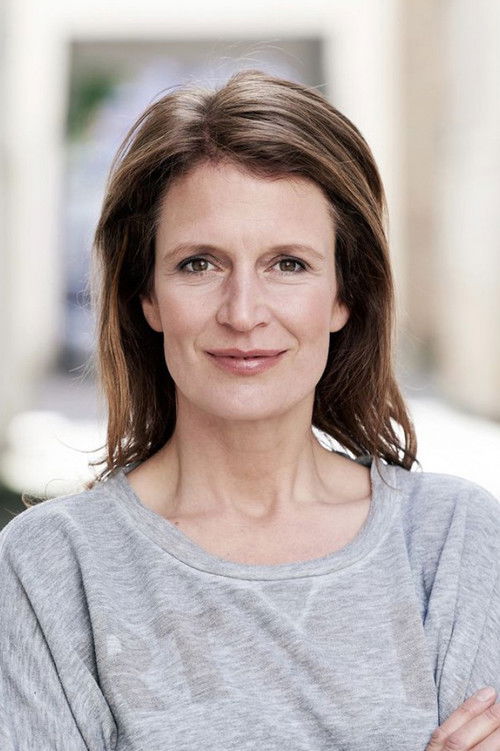 Ann-Cathrin Sudhoff as Klarissa Steiner