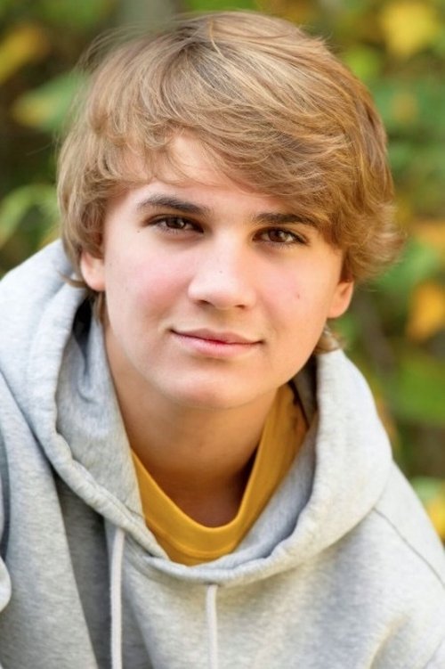 Peter Harris as Billy Gates