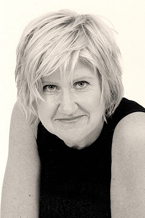 Anne Grete Preus as Gudrun (voice)