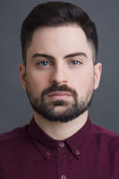 Rodolfo Valente as Chapô