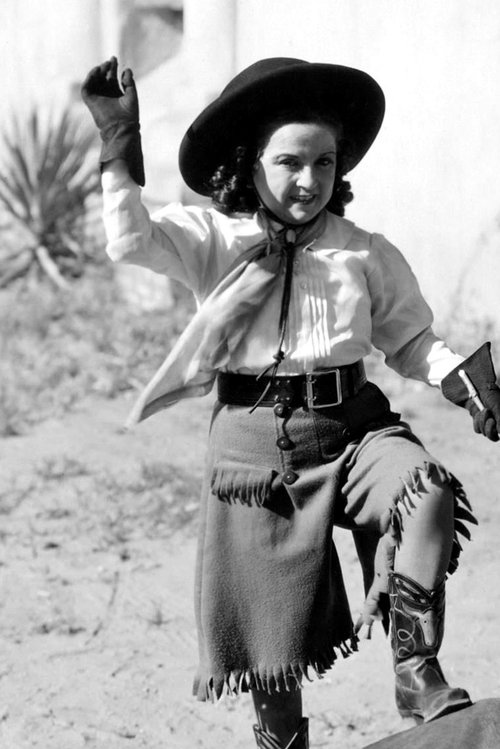 Yvonne Moray as Herself