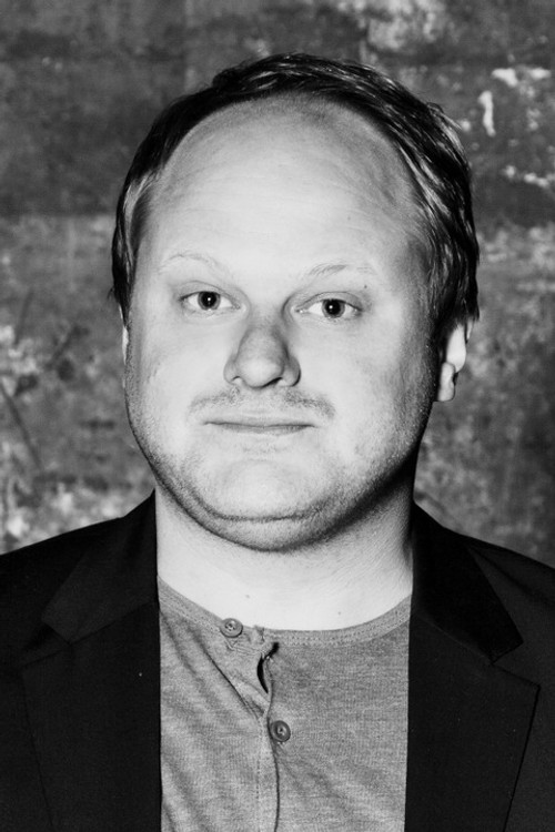 Frank Ole Sætrang as Reinert