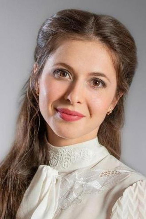 Анастасия Чемоданова as Лиза