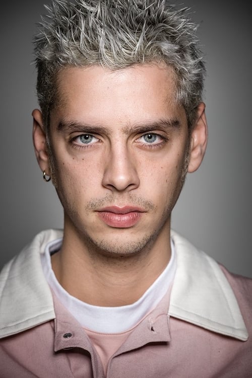 Eduardo Casanova as Himself