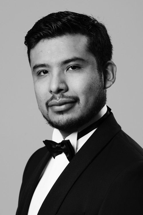 José Coca Loza as Haly