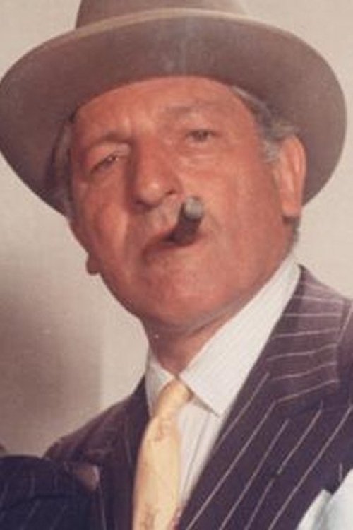 André Sallyman as Breiteilles ven