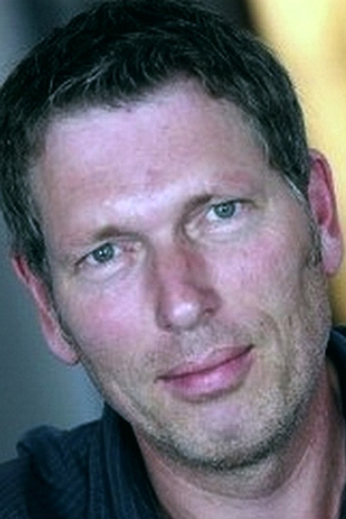 Hubert Gillet as Vincent