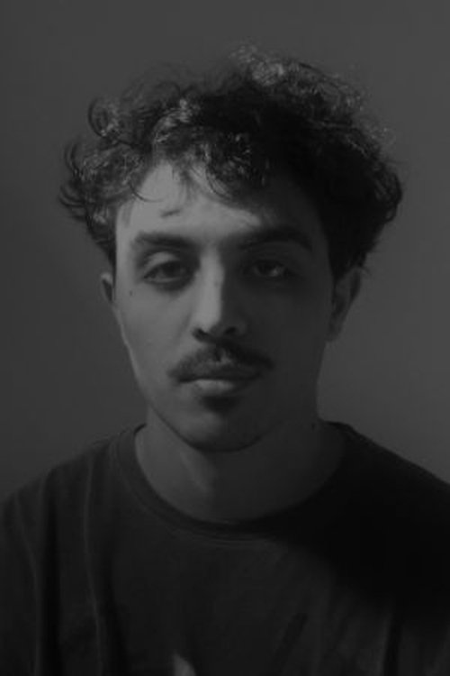 Lucas Spada as Matheus