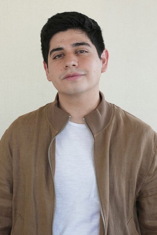 Joaquín Campos Astroza as Andrés