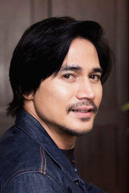 Piolo Pascual as Francis Coronel Jr.