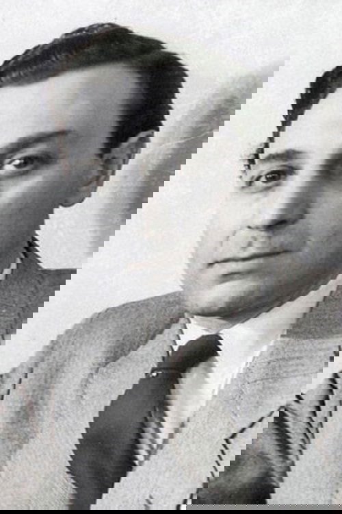 Martin Gregor as Jozef Katz