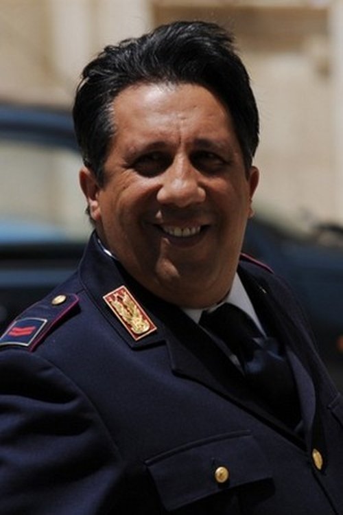 Angelo Russo as meccanico