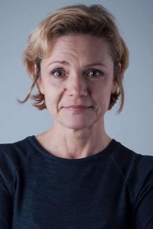 Aura Călărașu as Maria