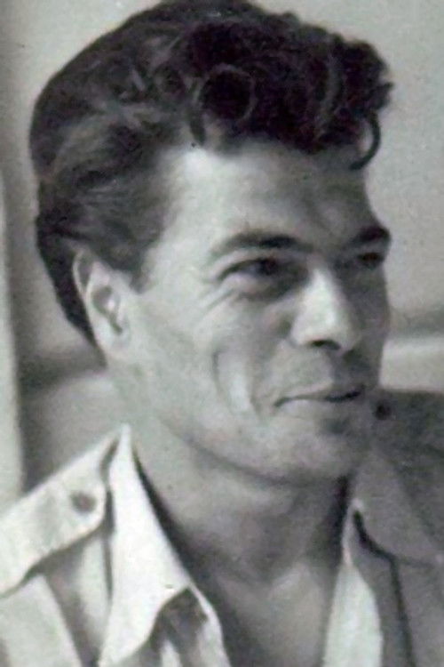 Michel Romanoff as Self