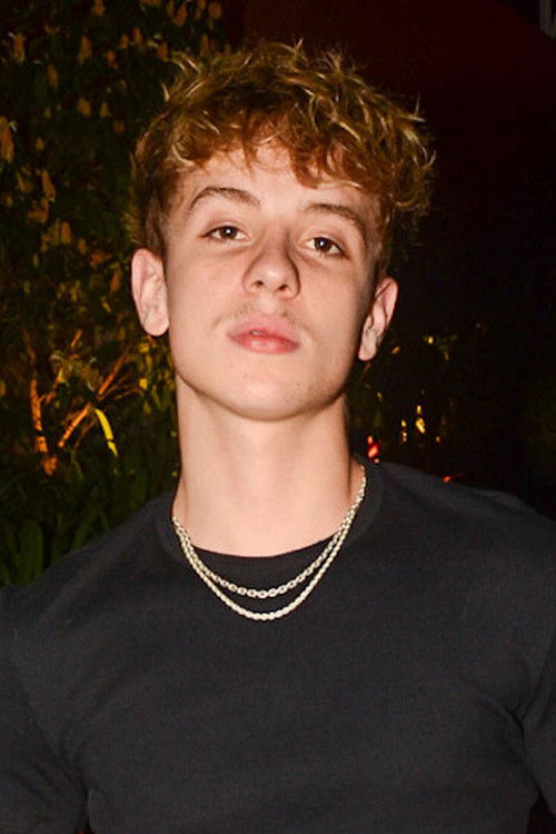 Juliano Floss as Self