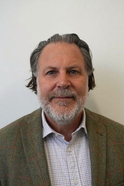 Barry Smith as Skipper