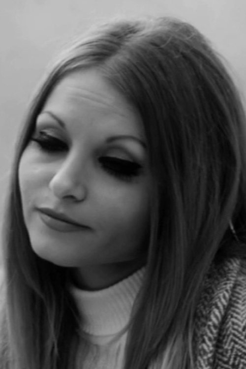 Yiouli Stamoulaki as 