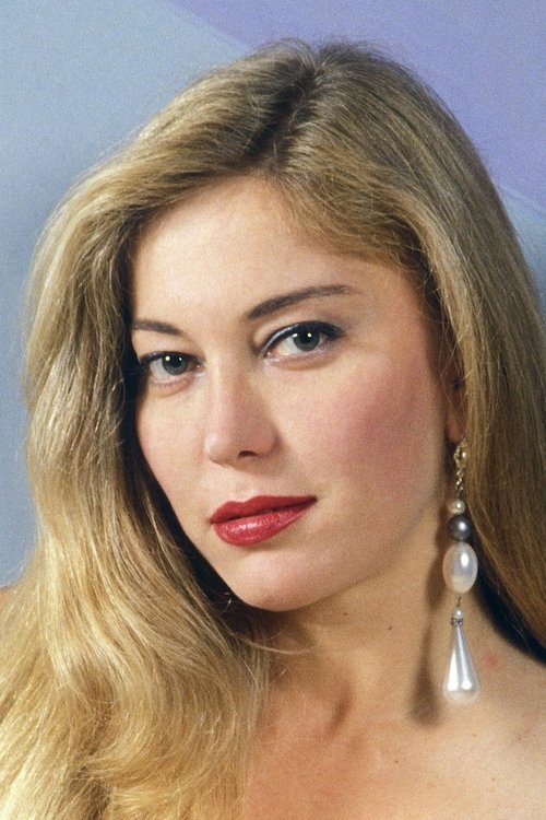 Moana Pozzi as Ragazza nuda in piscina