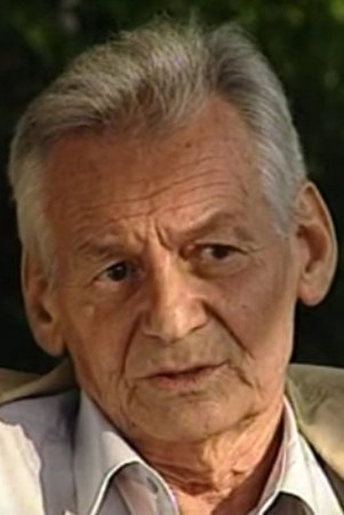 Pál Zolnay as Grandfather Dezsõ