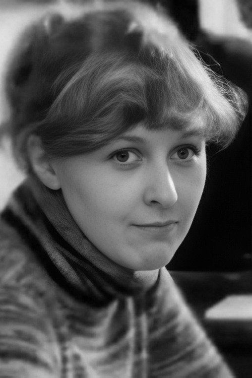 Alla Sergiyko as Josephine