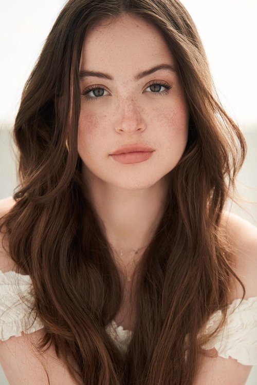 Stella Gregg as Berni