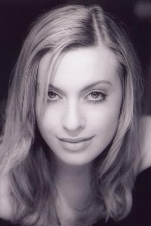 Audrey Heaven as Chloe