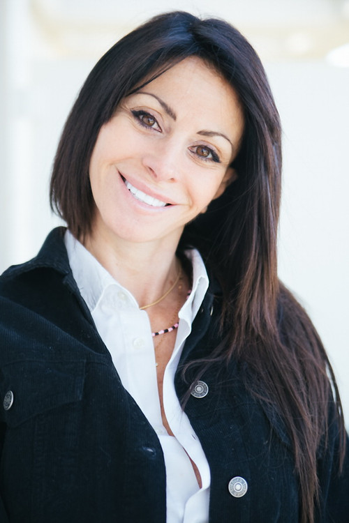 Floriana Gentile as Madre Franci