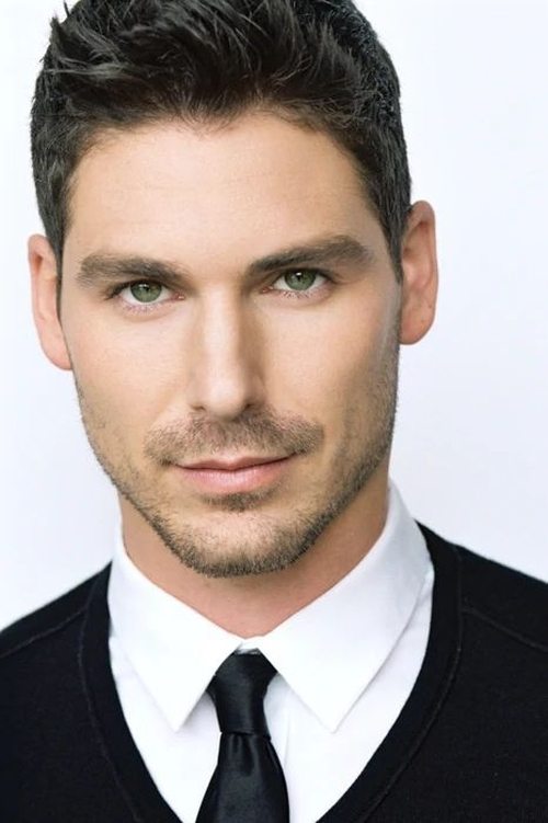 Rob Silverman as Tom