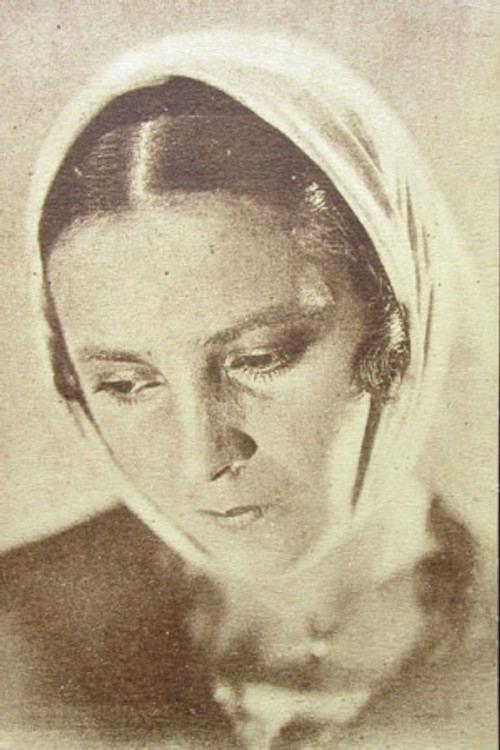 Laurence Myrga as Sari-Yana