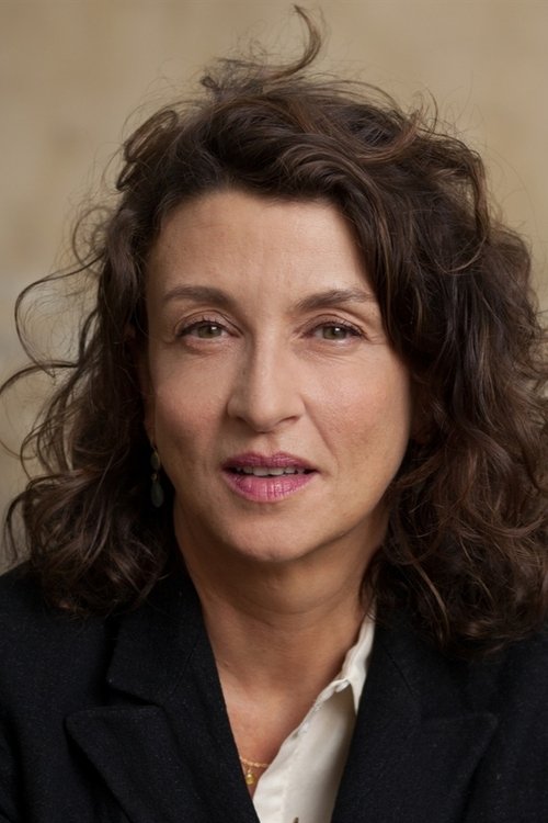 Noémie Lvovsky as Edith Marécaux