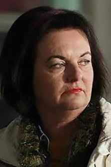 Mojca Partljič as Majda