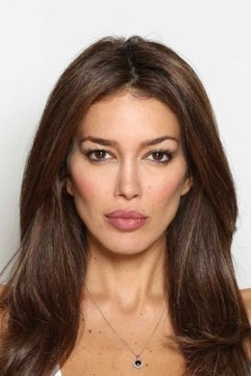 Sahar Biniaz as Leila