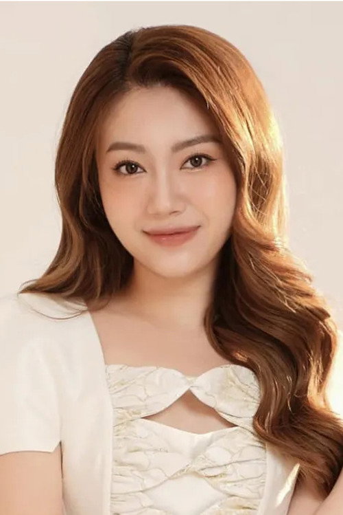 Kiều My as Hà Anh Thư (Thư "ống bơ")