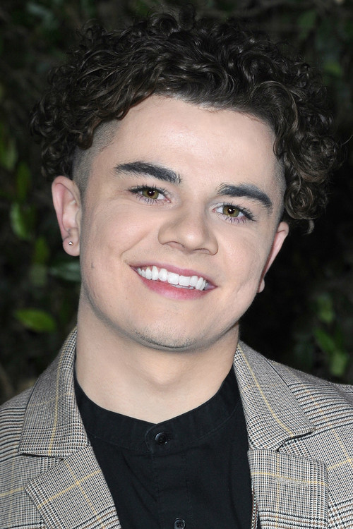 Brandon Stewart as Alcoholic (uncredited)