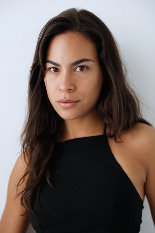 Elisa Tenaud as Silvia