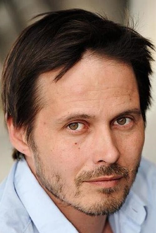 Airy Routier as Joaland