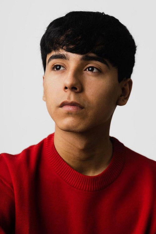 Iván Cornejo as El Músico