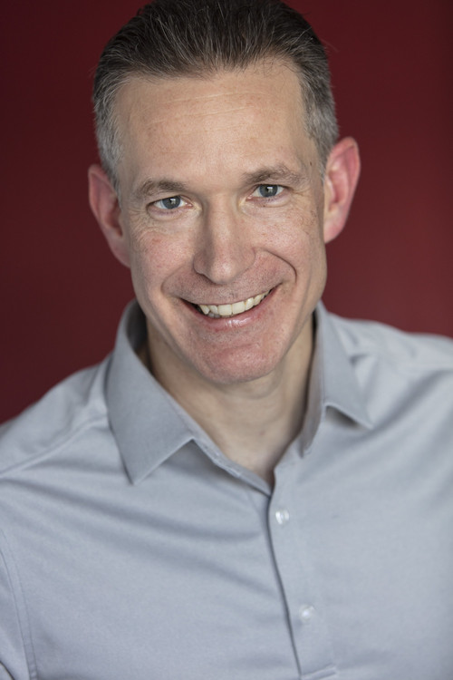 Kenney Myers as Charles Carson