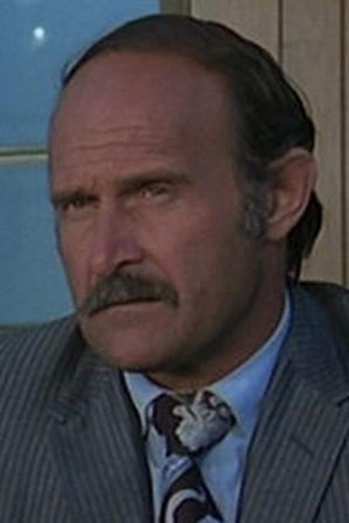 Roberto Messina as Morris