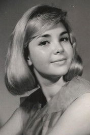 Chonette Laurent as Marta