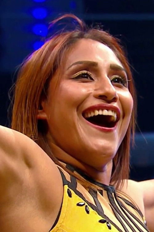 Fabiola Balbuena Torres as Faby Apache