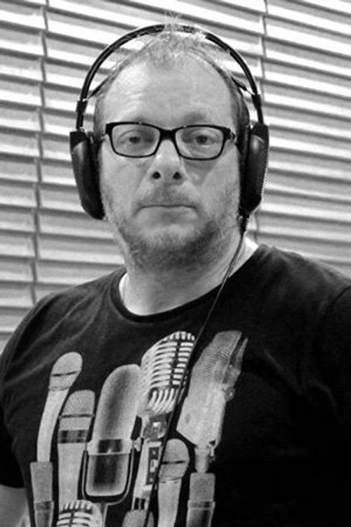 Marcelo Armand as Jones (voice)