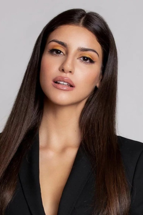 Isabela Souza as Beatriz "Bia" Urquiza