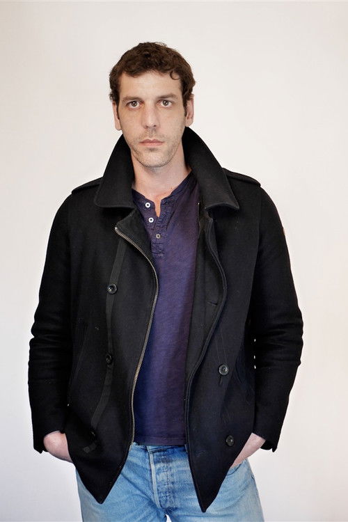 Frédéric Franzil as Julien Sémouly