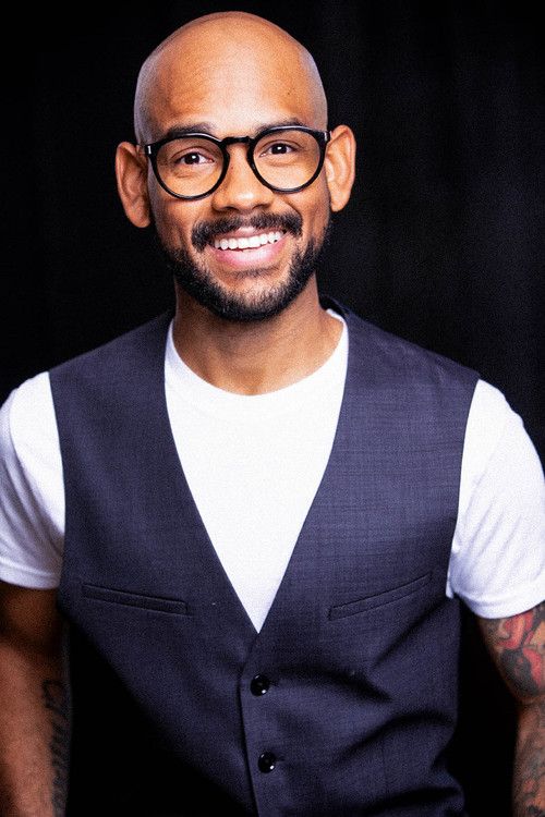 Todd A. Jackson as Liam Briggs