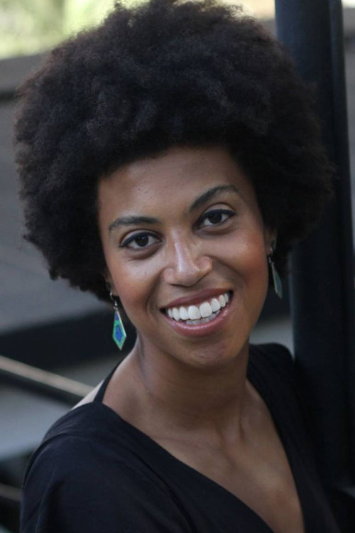 Thaís Cabral as Custódia