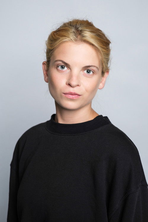 Helena Rząsa as Malina